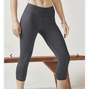 Fabletics gray capri leggings